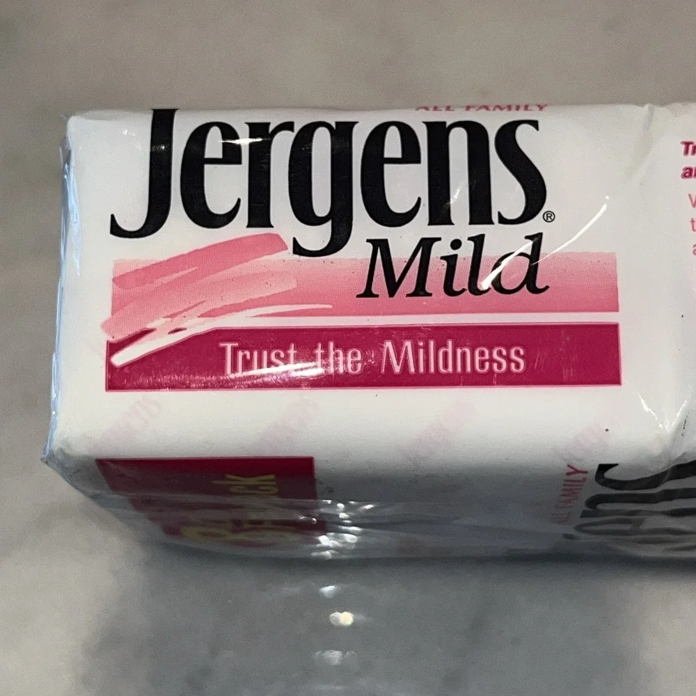 RARE Vtg Jergens Mild Bar Soap 8 Bars 3.5 oz 1991 Original Formula SEALED NOS